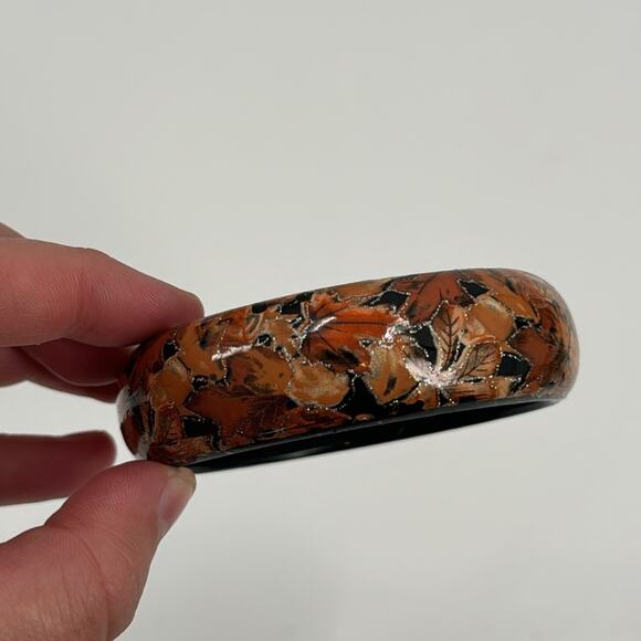 Fall leaves hand painted bangle bracelet - Picture 2 of 4